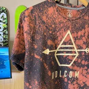 Men’s Volcom custom reverse tie dye tshirt